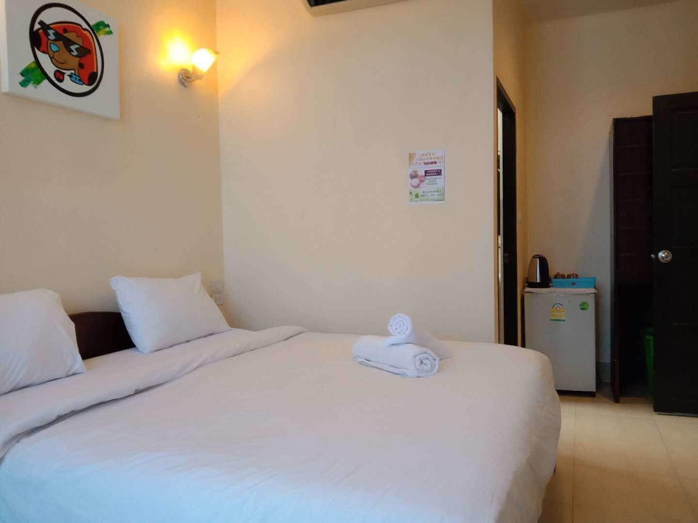 Zodiac Hotel Patong 외부 사진